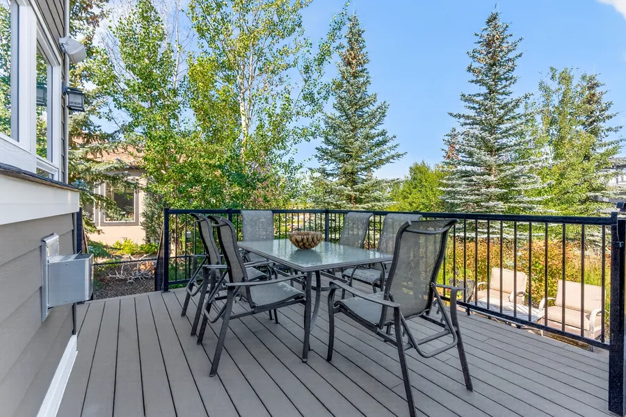 Deck dining, backing the greenbelt